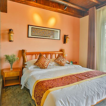 Yangshuo River Lodge Hotel Экстерьер фото